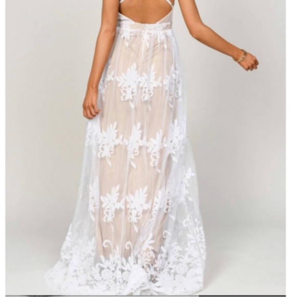 Luxxel Halle Maxi Dress with Velvet Flower Detail White Size M - Picture 4 of 8